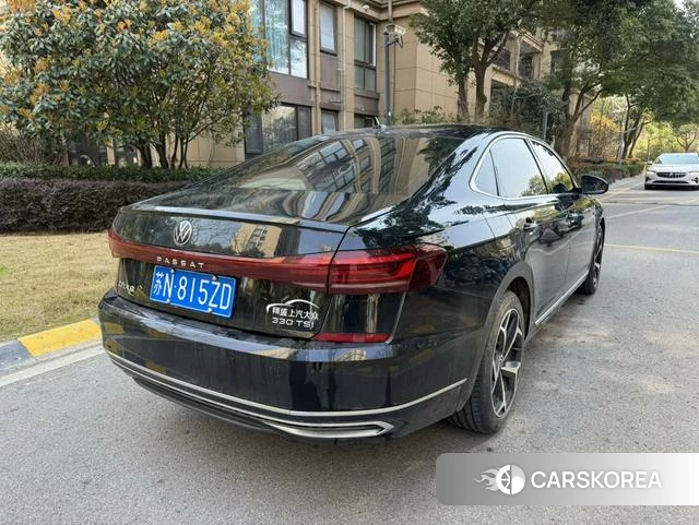 Volkswagen Passat 2023 Черный из Китая, фото 3
