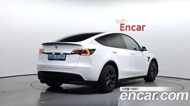 Tesla Model Y 2021 Белый из Кореи, фото 3