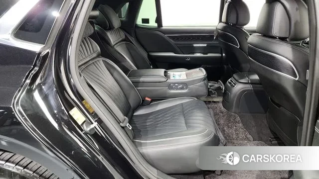 Genesis G90 (RS4) 2024 Черный из Кореи, фото 3