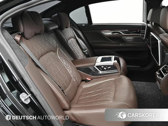 BMW 7 Series (G11) 2021 Черный из Кореи, фото 3