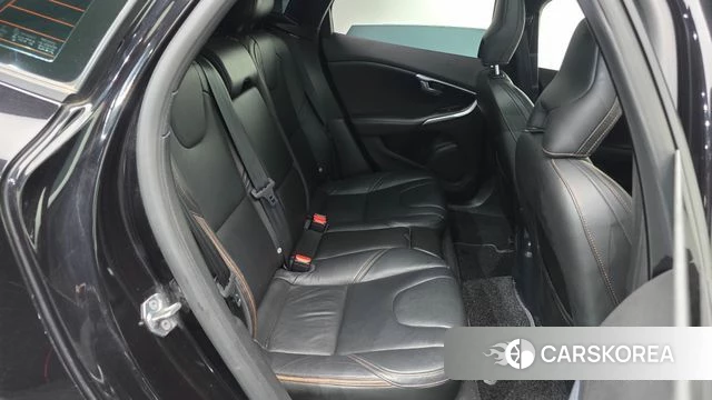 Volvo V40 Cross-Country 2019 Черный из Кореи, фото 3