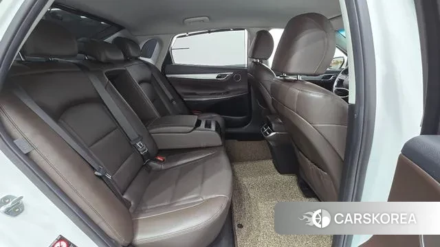 Hyundai The New Grandeur IG Hybrid 2021 Белый из Кореи, фото 3