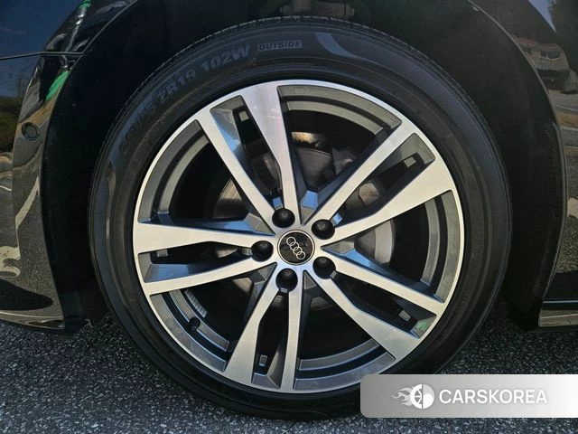 Audi A6 (C8) 2023 Черный из Кореи, фото 3