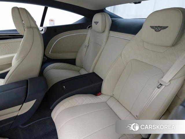 Bentley Continental GT 3rd Generation 2023 Белый из Кореи, фото 3