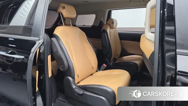 Kia Carnival 4th generation 2022 Черный из Кореи, фото 3