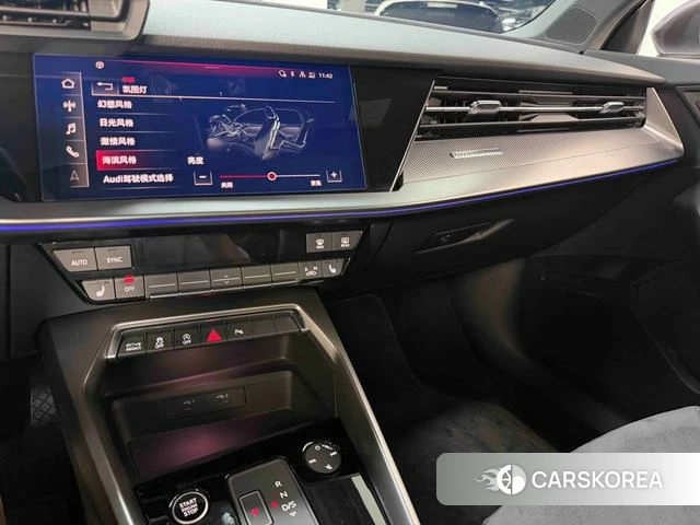 Audi A3 2023 Темно-серый из Китая, фото 3