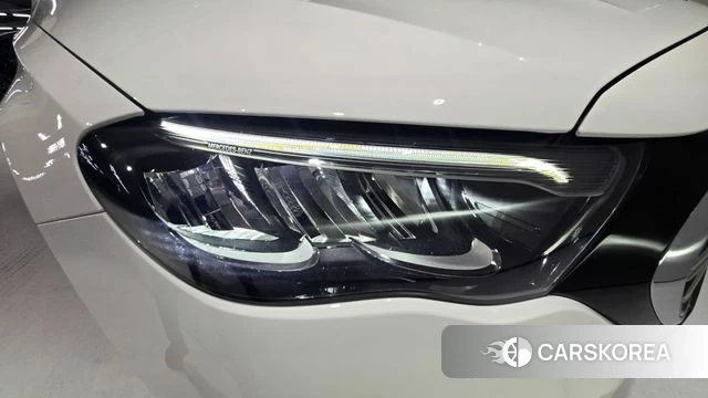 Mercedes-Benz E-Class W214 2025 Белый из Кореи, фото 3