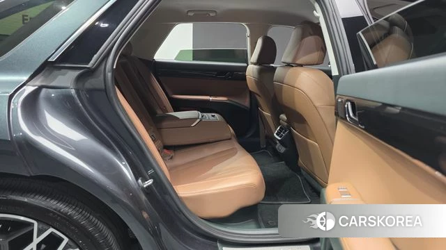 Hyundai Grandeur Hybrid (GN7) 2023 Серый из Кореи, фото 3