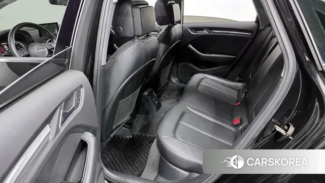 Audi New A3 2018 Черный из Кореи, фото 3