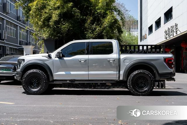Ford F-150 Raptor 2023 Серебристо-серый из Китая, фото 3