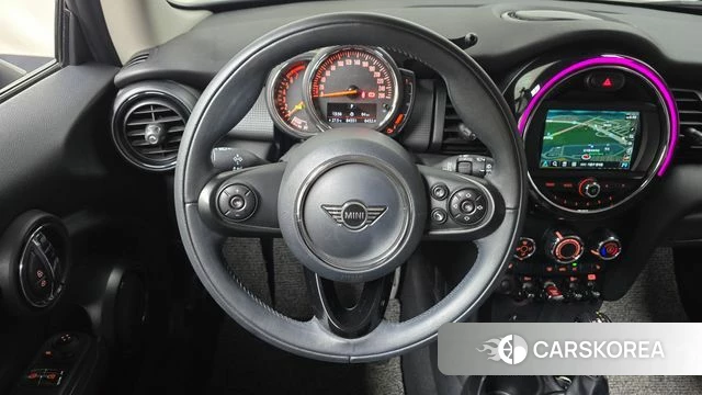 Mini Cooper 2019 Зеленый из Кореи, фото 3