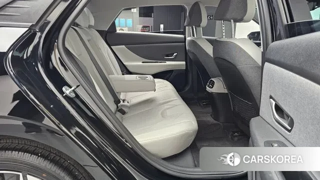 Hyundai Avante (CN7) 2022 Черный из Кореи, фото 3