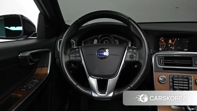 Volvo V60 Cross-Country 2018 Серый из Кореи, фото 3