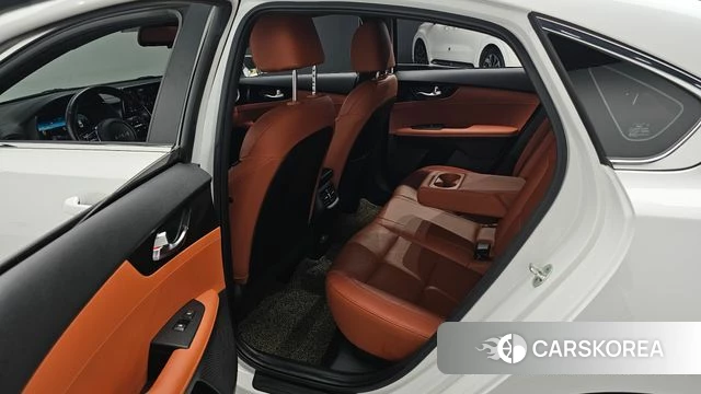 Kia The New K3 2nd generation 2021 Белый из Кореи, фото 3