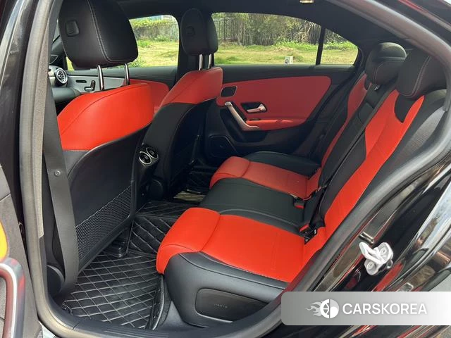 Mercedes-Benz Class A AMG 2025 Черный из Китая, фото 3