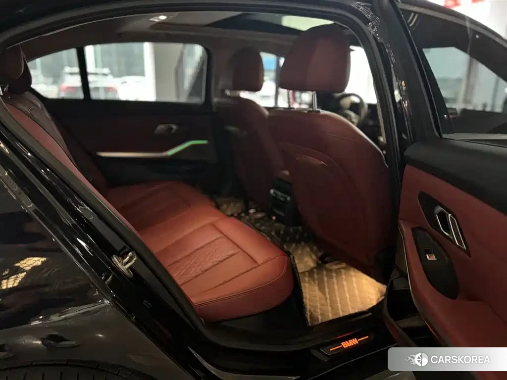 BMW i3 2023 Черный из Китая, фото 3