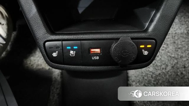 Kia The New Kia Ray 2023 Белый из Кореи, фото 3