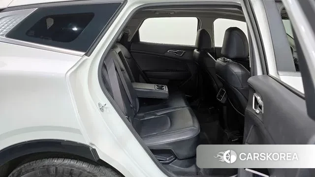 Kia Sportage 5th Generation Hybrid 2021 Белый из Кореи, фото 3