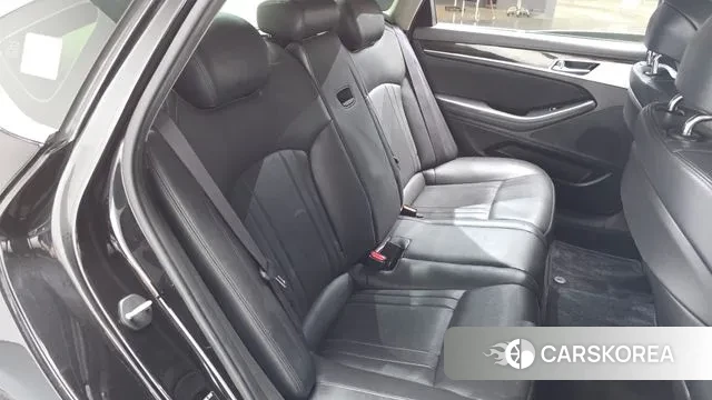 Genesis G80 2018 Черный из Кореи, фото 3