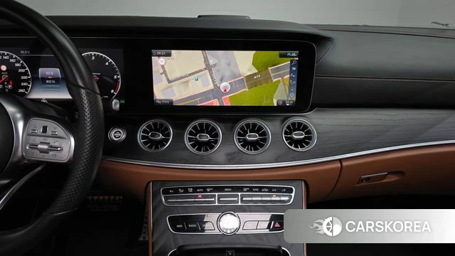 Mercedes-Benz E-Class W213 2020 Белый из Кореи, фото 3