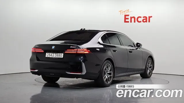 BMW 5 Series (G60) id 2575264 из Кореи 3