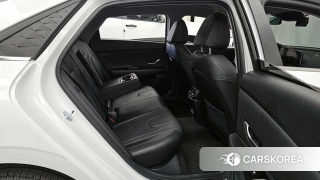 Hyundai The New Avante (CN7) 2025 Белый из Кореи, фото 3