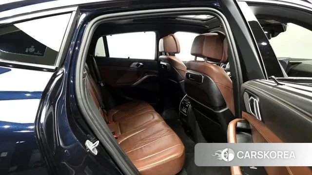 BMW X6 (G06) 2024 Черный из Кореи, фото 3