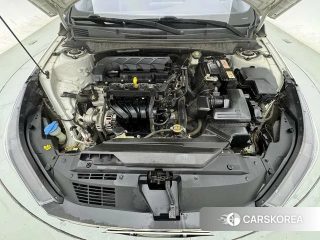 Hyundai Elantra 2021 Белый из Китая, фото 3