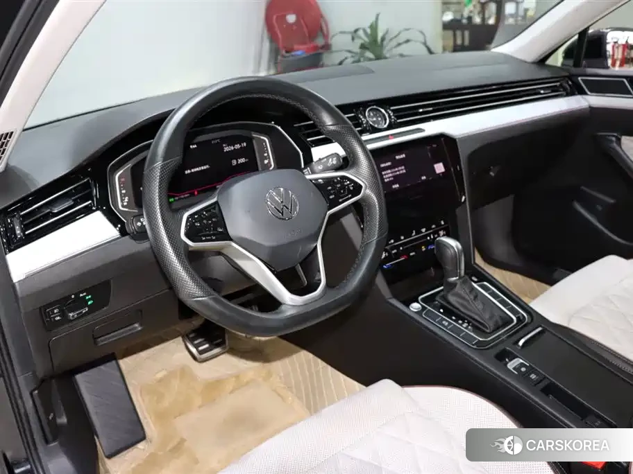 Volkswagen Magotan 2024 Черный из Китая, фото 3