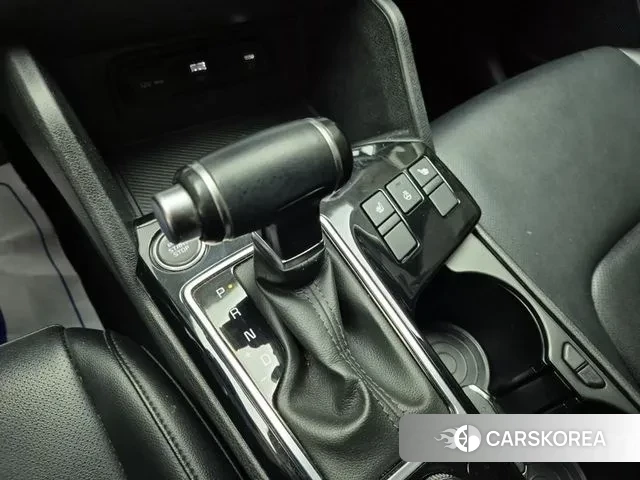 Kia Sportage 5th Generation 2022 Белый из Кореи, фото 3