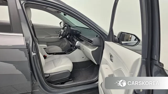 Hyundai Kona (SX2) 2024 Серый из Кореи, фото 3