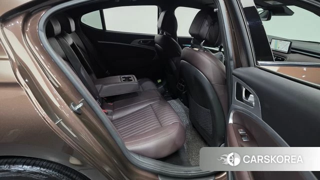 Genesis The New G70 2021 Коричневый из Кореи, фото 3
