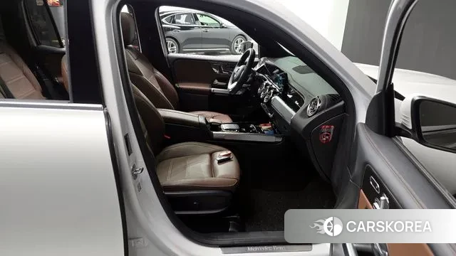 Mercedes-Benz GLB-Class X247 2023 Белый из Кореи, фото 3