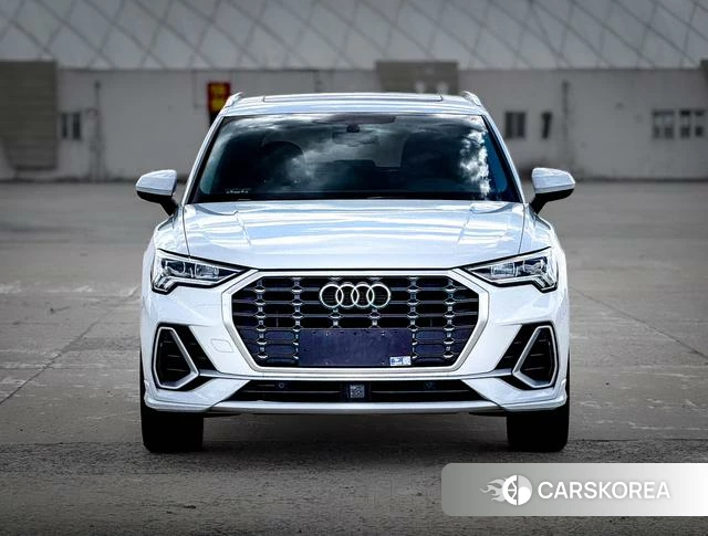 Audi Q3 2022 Белый из Китая, фото 3
