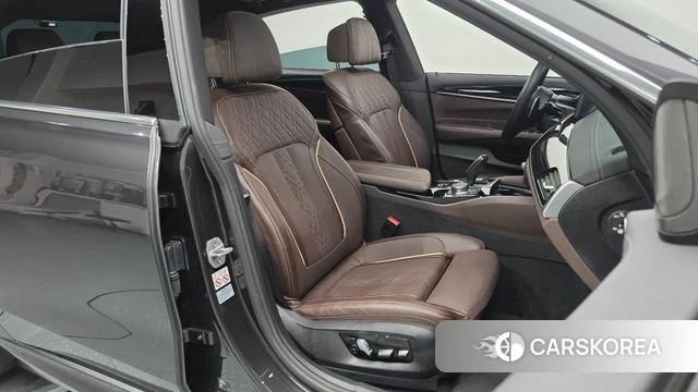 BMW 6 Series GT (G32) 2024 Серый из Кореи, фото 3