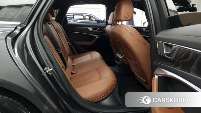 Audi A6 (C8) 2021 Серый из Кореи, фото 3