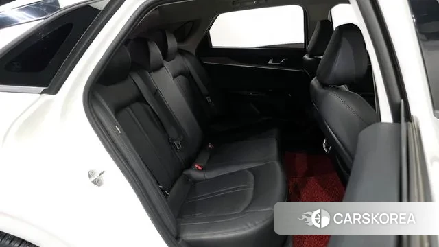 Kia K5 3rd generation 2021 Белый из Кореи, фото 3
