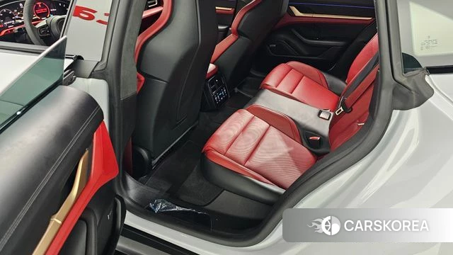 Porsche Taycan id 4394799 из Кореи 3