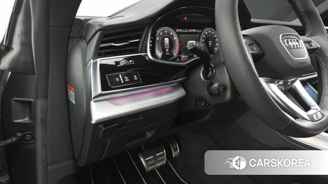Audi Q8 (4M) 2023 Серый из Кореи, фото 3