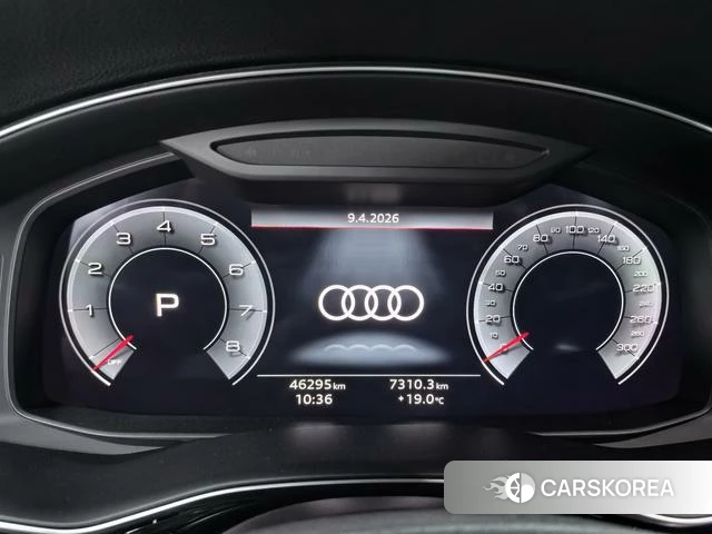 Audi Q7 2024 Черный из Китая, фото 3