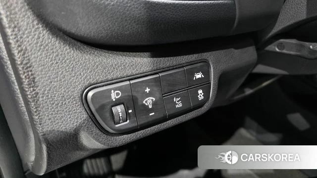 Kia Seltos 2022 Белый из Кореи, фото 3