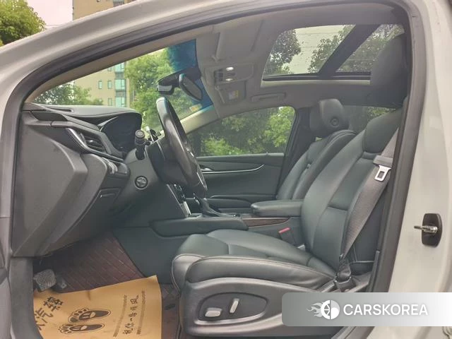 Cadillac XTS 2018 Белый из Китая, фото 3