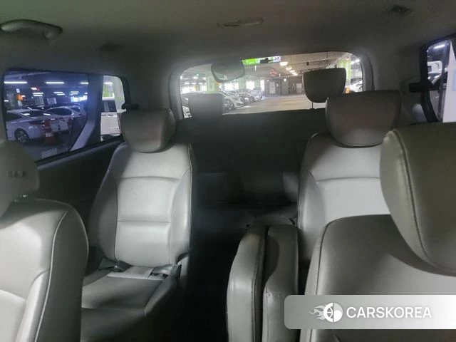 Hyundai The New Grand Starex 2018 Серебристо-серый из Кореи, фото 3