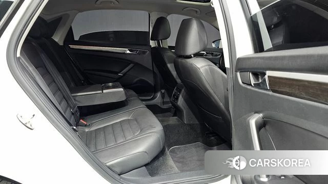 Volkswagen The New Passat 2018 Белый из Кореи, фото 3