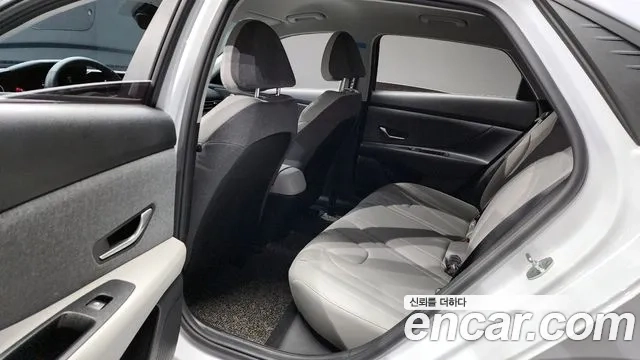 Hyundai Avante (CN7) 2021 Белый из Кореи, фото 3