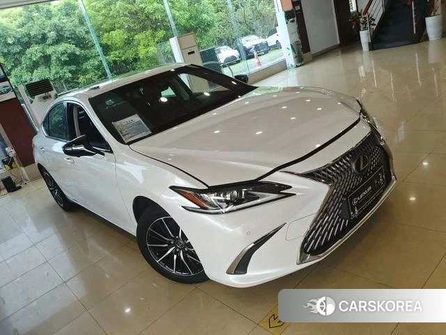 Lexus ES 2021 Белый из Китая, фото 3