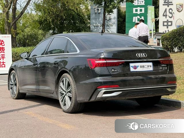 Audi A6L 2023 Черный из Китая, фото 3