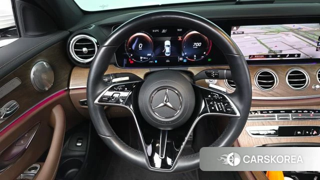 Mercedes-Benz E-Class W213 2021 Белый из Кореи, фото 3