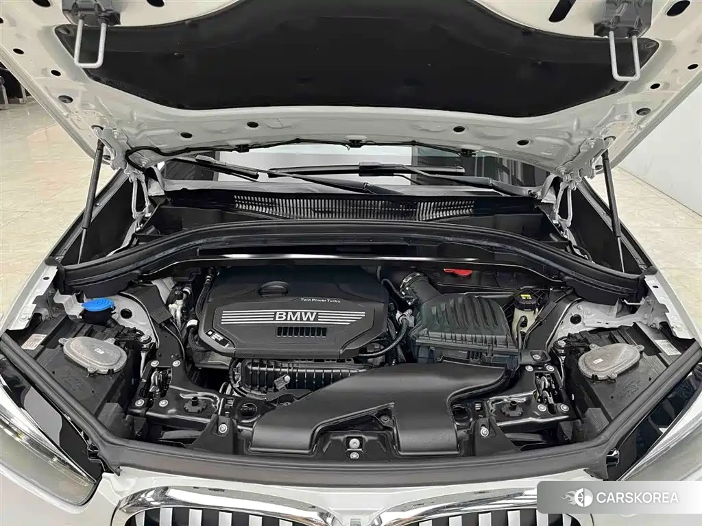 BMW X1 2022 Белый из Китая, фото 3