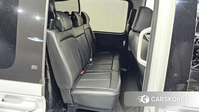 Hyundai Staria 2021 Белый из Кореи, фото 3